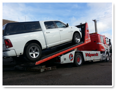 Odtah pickupu Dodge RAM odtahovým vozem Vápeník